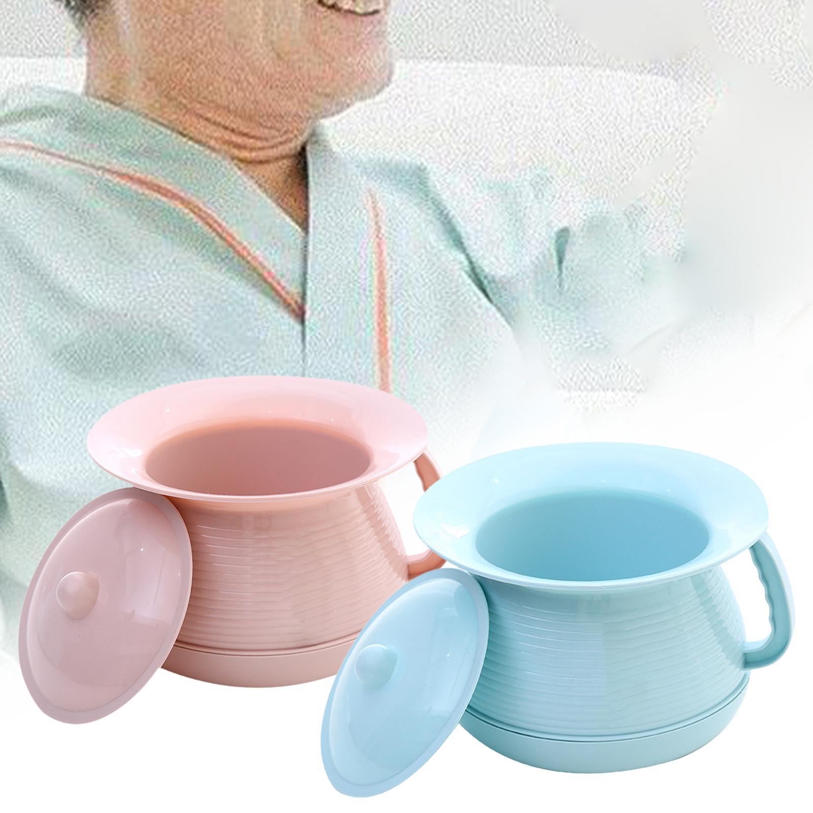Home Bathroom With Urinal - Cuchara para orinal con tapa y